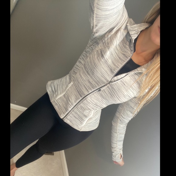 lululemon athletica Jackets & Blazers - Lululemon Zip